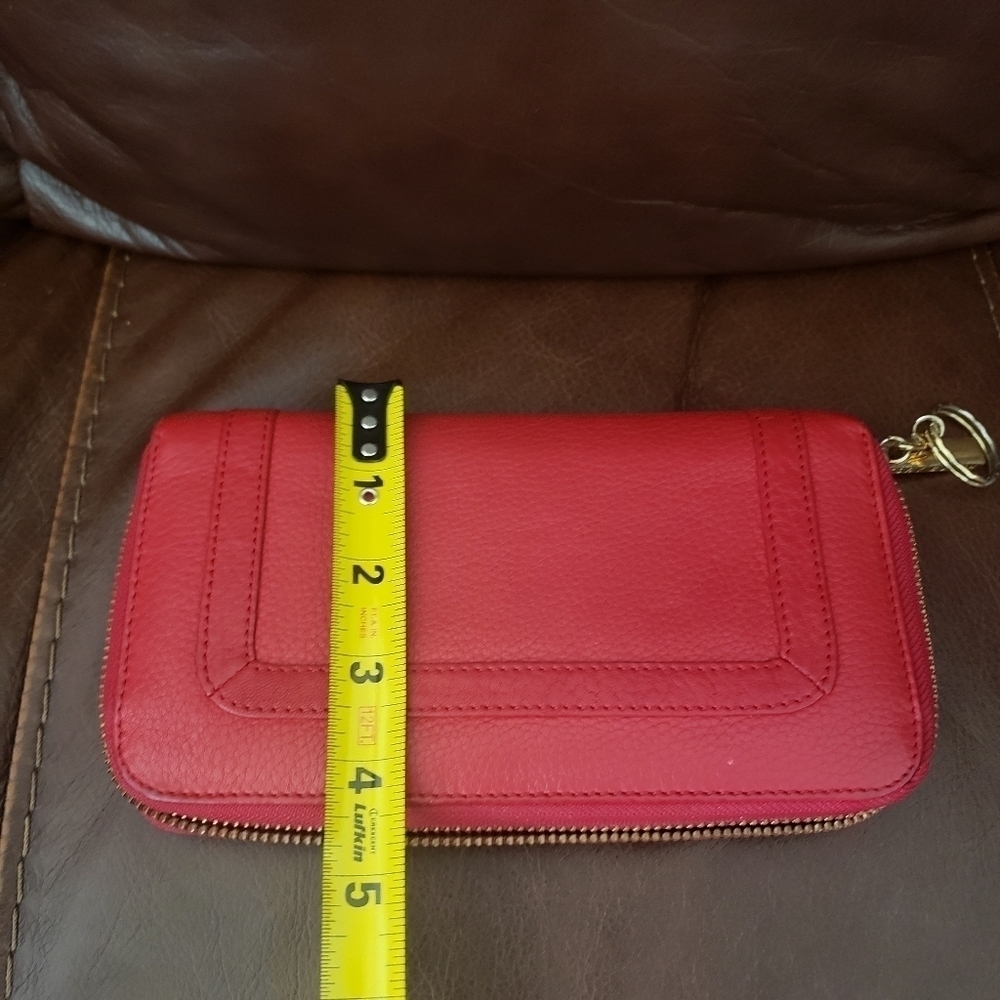 Tory Burch Wallet - Picture 8 of 11